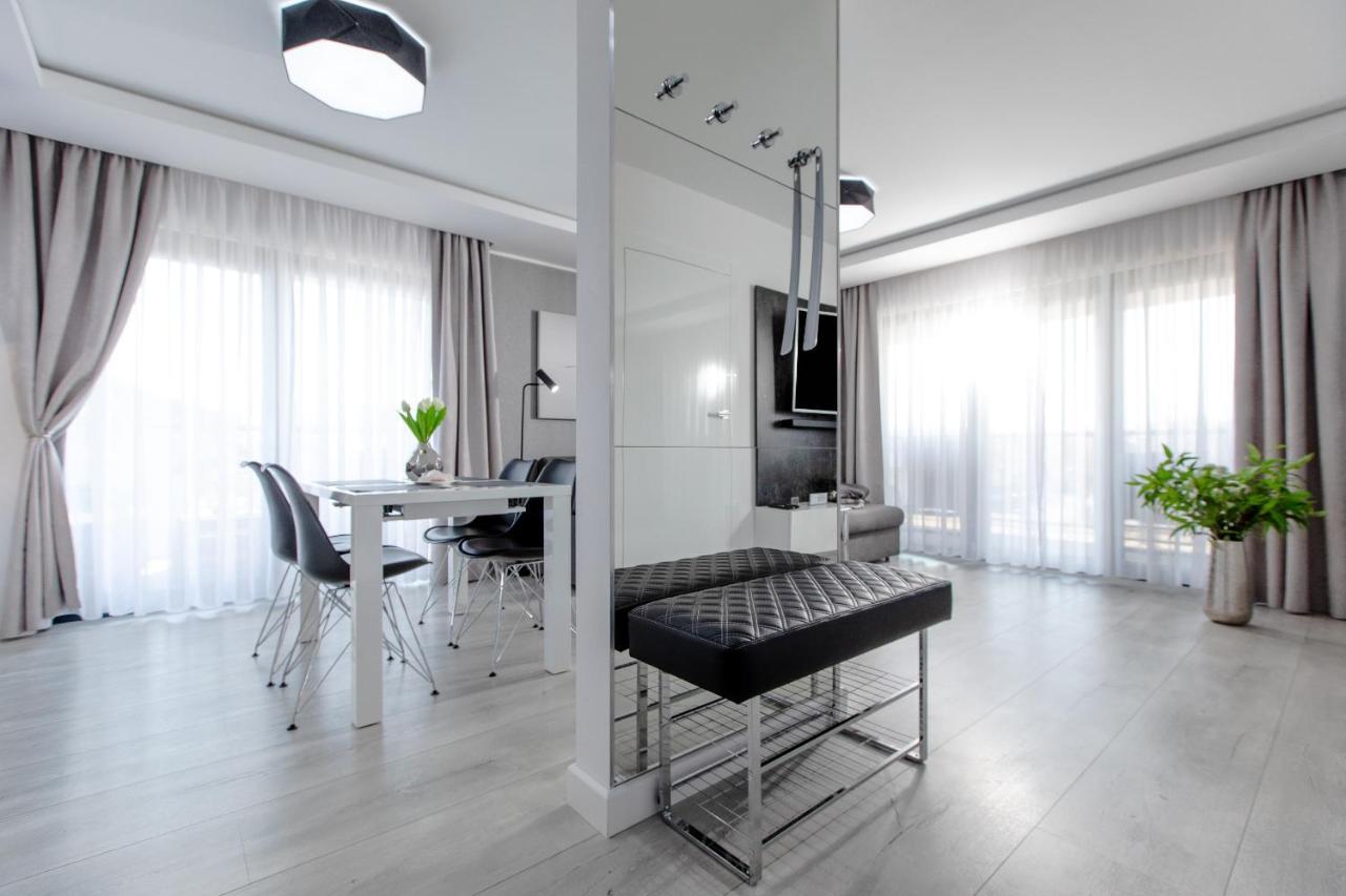 Apartament Linia Komfortu Gardenia Dziwnow Z Widokiem Na Morze Epapartamenty Exterior photo
