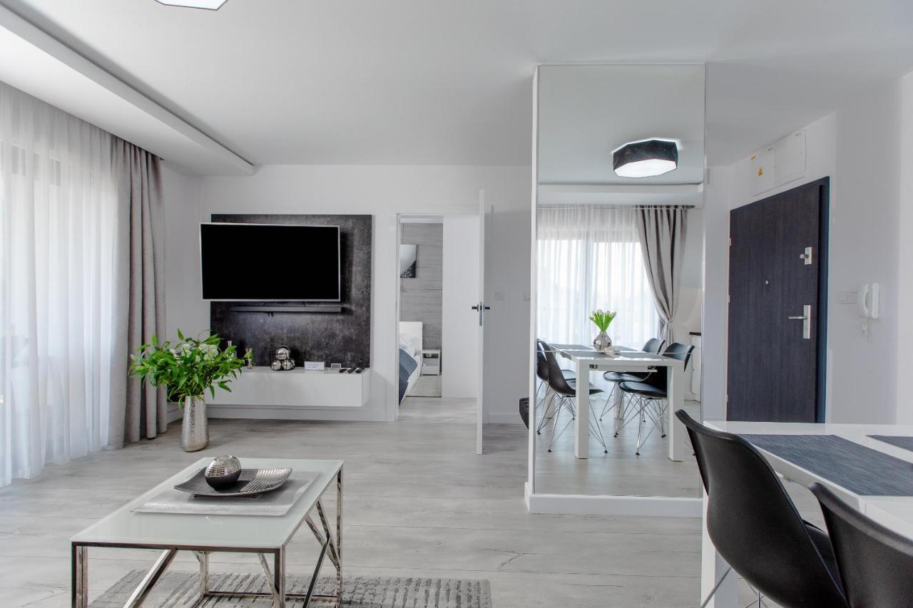 Apartament Linia Komfortu Gardenia Dziwnow Z Widokiem Na Morze Epapartamenty Exterior photo