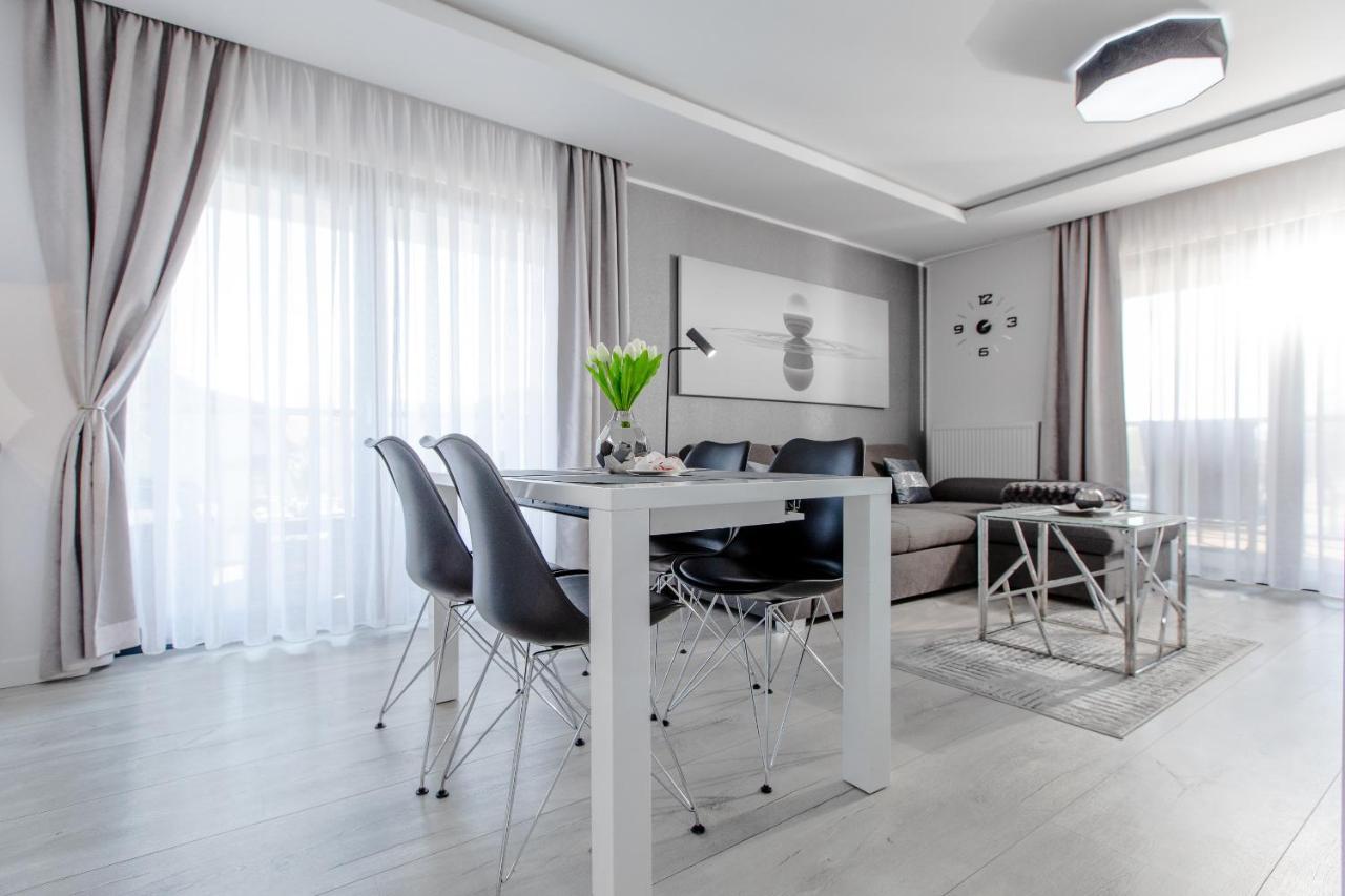 Apartament Linia Komfortu Gardenia Dziwnow Z Widokiem Na Morze Epapartamenty Exterior photo