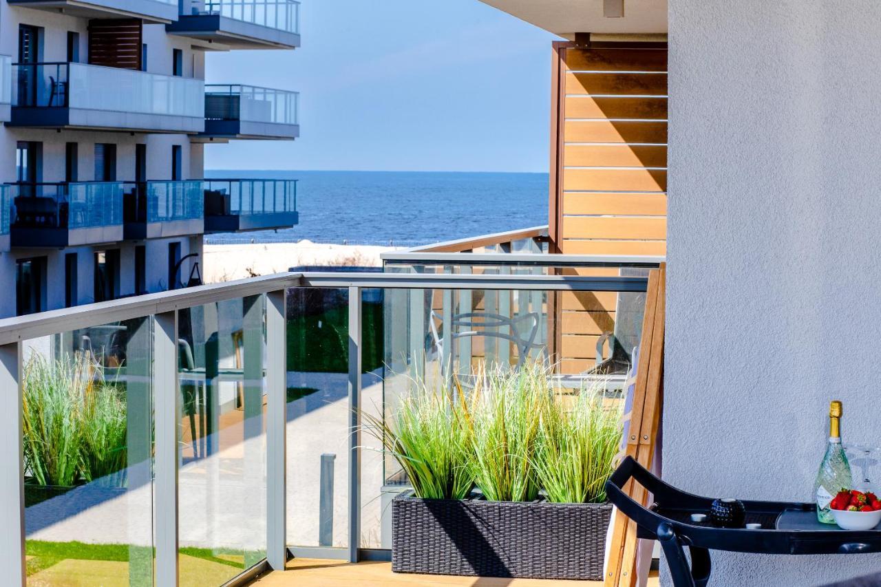 Apartament Linia Komfortu Gardenia Dziwnow Z Widokiem Na Morze Epapartamenty Exterior photo